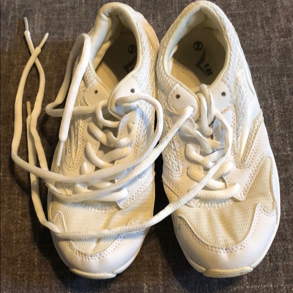 V-RO cheer shoes Y2